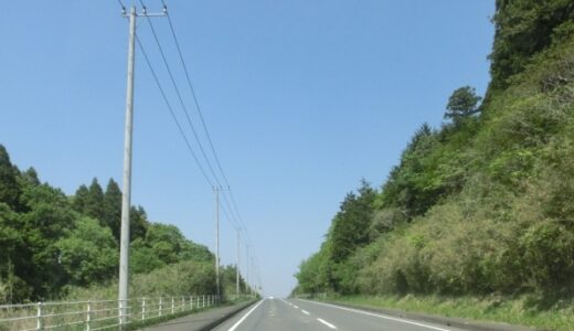 山間部にある電柱