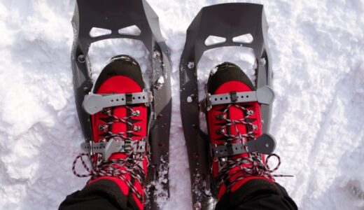 スノーシューを装着した登山靴