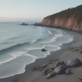 【海】危険信号の見極め方 | 波の状態と潮の流れで判断する方法 をイメージした 広角の風景 の写真