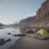 【潮位】海辺での孤立を防ぐ | 危険な予兆と判断基準 をイメージした 広角の風景 の写真