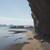 【干潮】海沿いの道を歩くコツ | 足元の注意点と準備 をイメージした 広角の風景 の写真