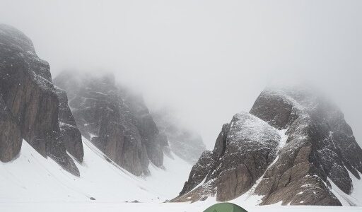 【登山】霧で視界が悪い時の歩き方 | 安全な回避ルートの選び方