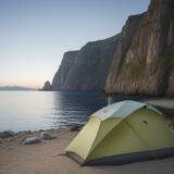 【海水温】温暖化で変わる魚の分布 | 夏の海での釣りポイント をイメージした 広角の風景、夏 の写真