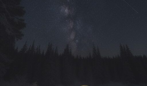 【天体観測キャンプ】星座を眺めて過ごす時間 | 道具と場所の選び方