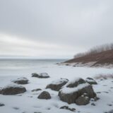 【海洋気象情報】波高と天気の確認方法 | 冬の海で釣りをする際の準備に をイメージした 広角の風景、冬 の写真
